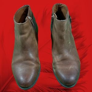 Clarks Addiy Kara Womens 7 Leather Upper Casual Comfort